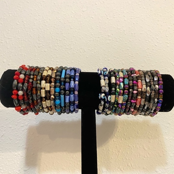 28 Multi-Colored Vintage Magnetic Bracelets- Comment for a combo of any! - Picture 1 of 3